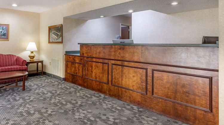 Econo Lodge Saint Stephen Lobby