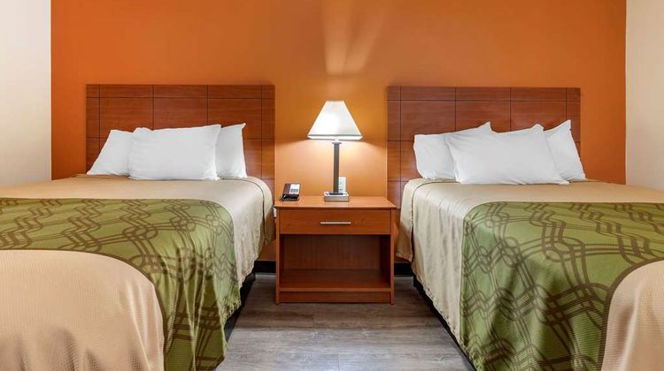 Econo Lodge Saint Stephen Room