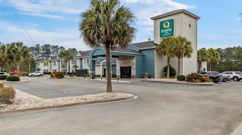 <b>Quality Inn Exterior</b>. Images powered by <a href="https://iceportal.shijigroup.com/" title="IcePortal" target="_blank">IcePortal</a>.