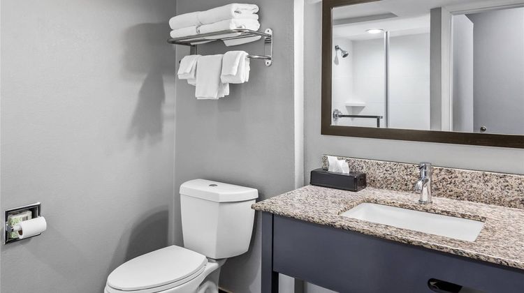 Quality Inn Room