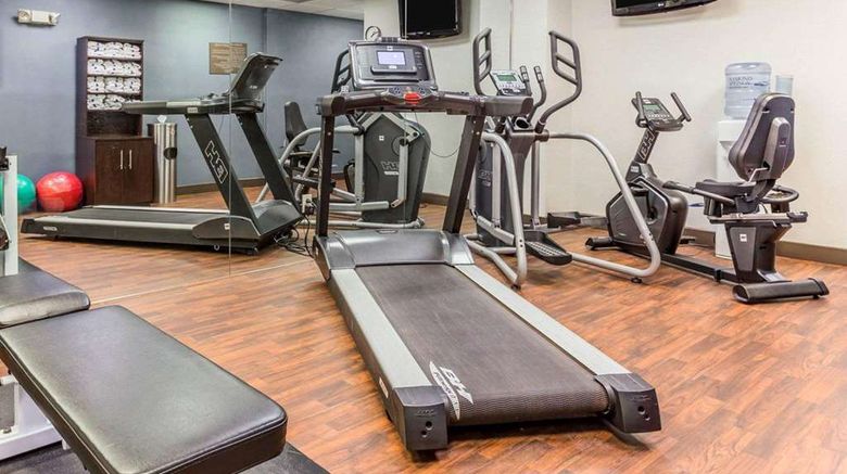 <b>Comfort Suites at Isle of Palms Health</b>. Images powered by <a href="https://iceportal.shijigroup.com/" title="IcePortal" target="_blank">IcePortal</a>.