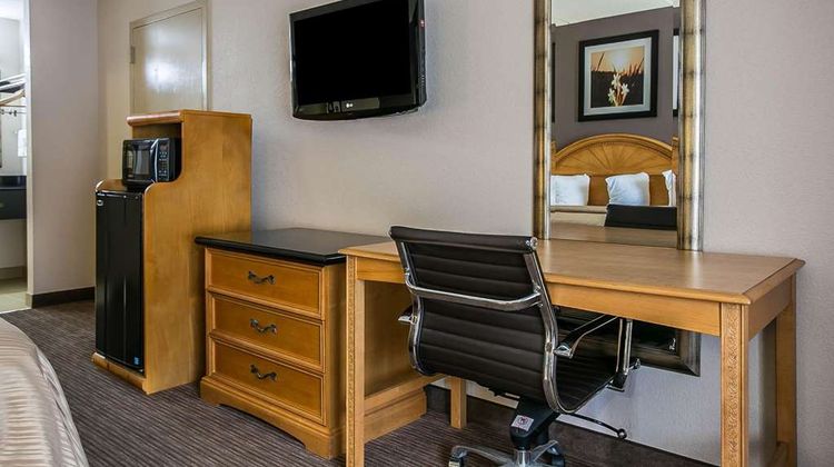 Quality Inn Room