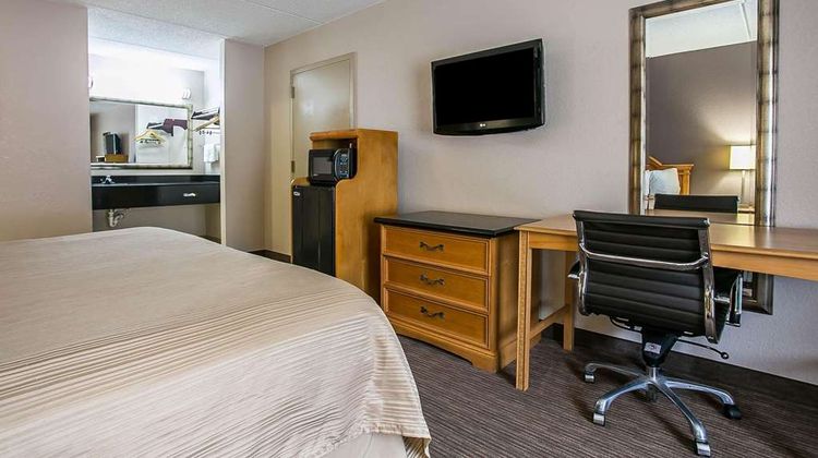 Quality Inn Room
