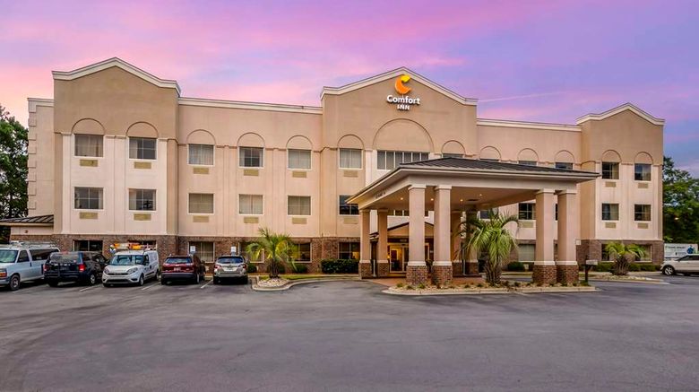 <b>Comfort Inn Summerville-Charleston Exterior</b>. Images powered by <a href="https://iceportal.shijigroup.com/" title="IcePortal" target="_blank">IcePortal</a>.