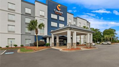 Comfort Suites