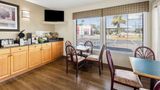 <b>Econo Lodge Restaurant</b>. Images powered by <a href="https://iceportal.shijigroup.com/" title="IcePortal" target="_blank">IcePortal</a>.