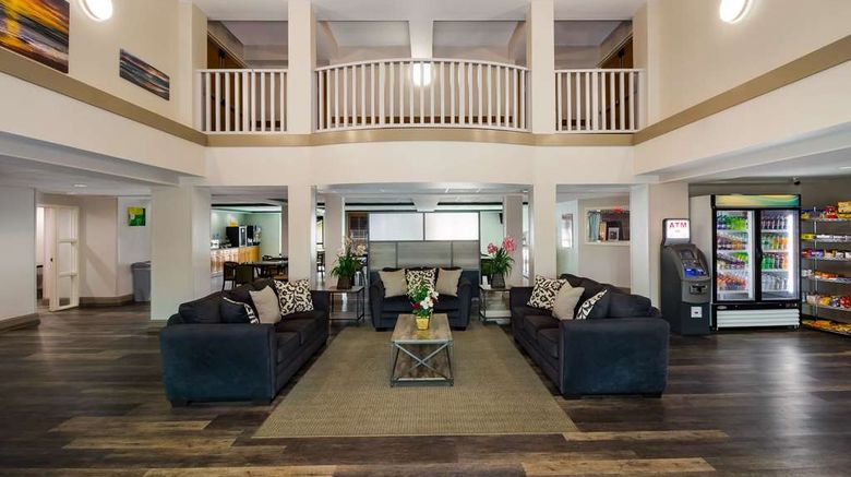 <b>Quality Inn & Suites Lobby</b>. Images powered by <a href="https://iceportal.shijigroup.com/" title="IcePortal" target="_blank">IcePortal</a>.
