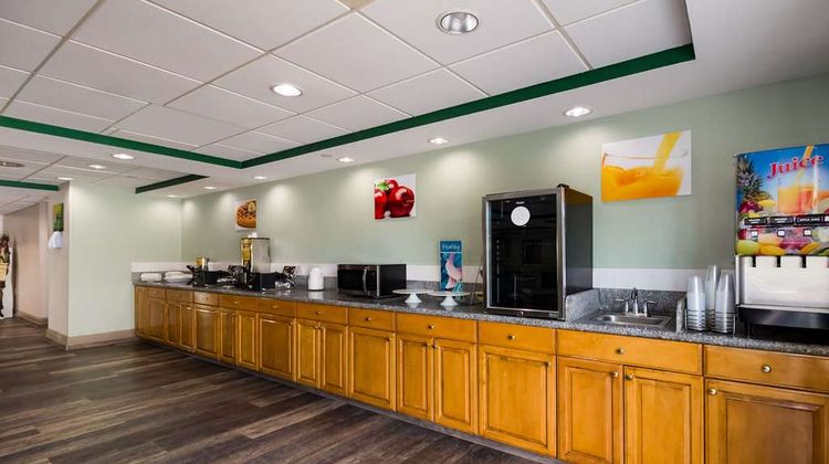 Quality Inn & Suites Restaurant