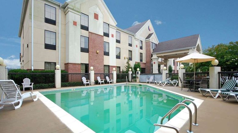 <b>Comfort Inn and Suites Spartanburg North Pool</b>. Images powered by <a href="https://iceportal.shijigroup.com/" title="IcePortal" target="_blank">IcePortal</a>.
