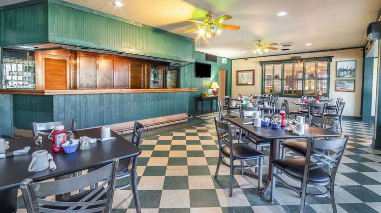 Quality Inn and Suites Santee I-95 Restaurant