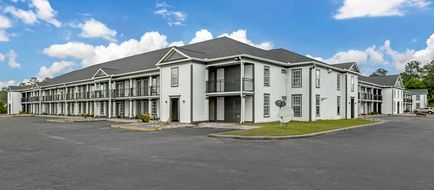 Quality Inn and Suites Santee I-95 Exterior