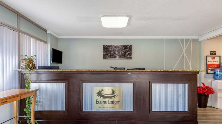 <b>Econo Lodge Conway Lobby</b>. Images powered by <a href="https://iceportal.shijigroup.com/" title="IcePortal" target="_blank">IcePortal</a>.