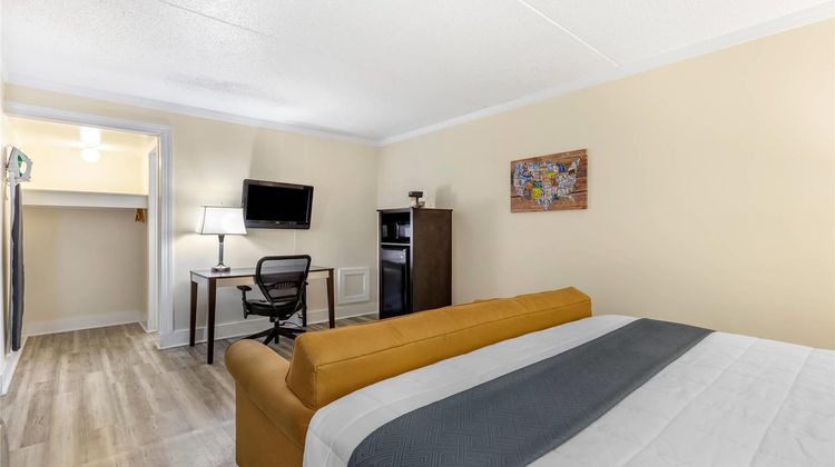 Econo Lodge Conway Room