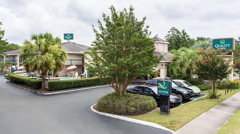 <b>Quality Inn Goose Creek Exterior</b>. Images powered by <a href="https://iceportal.shijigroup.com/" title="IcePortal" target="_blank">IcePortal</a>.
