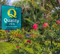 Quality Inn Goose Creek Exterior