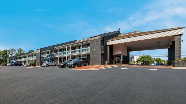 <b>Quality Inn Fort Jackson Exterior</b>. Images powered by <a href="https://iceportal.shijigroup.com/" title="IcePortal" target="_blank">IcePortal</a>.