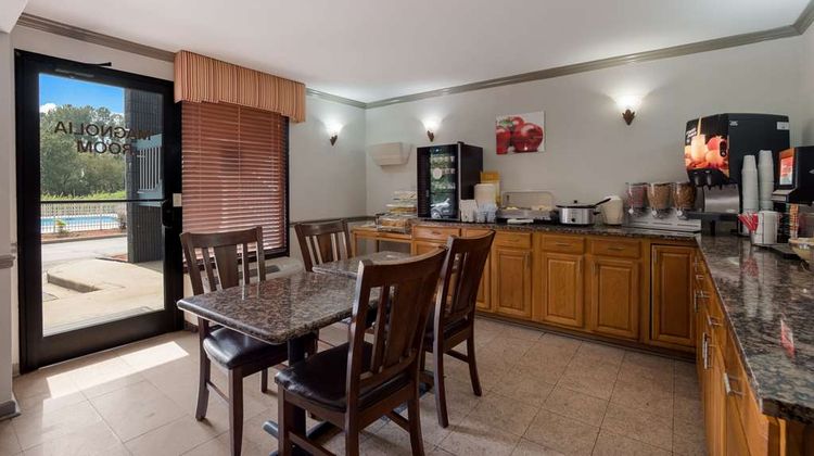 Quality Inn Fort Jackson Restaurant