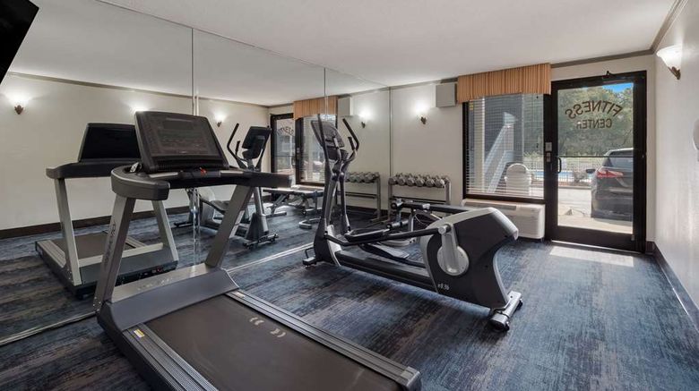 <b>Quality Inn Fort Jackson Health</b>. Images powered by <a href="https://iceportal.shijigroup.com/" title="IcePortal" target="_blank">IcePortal</a>.