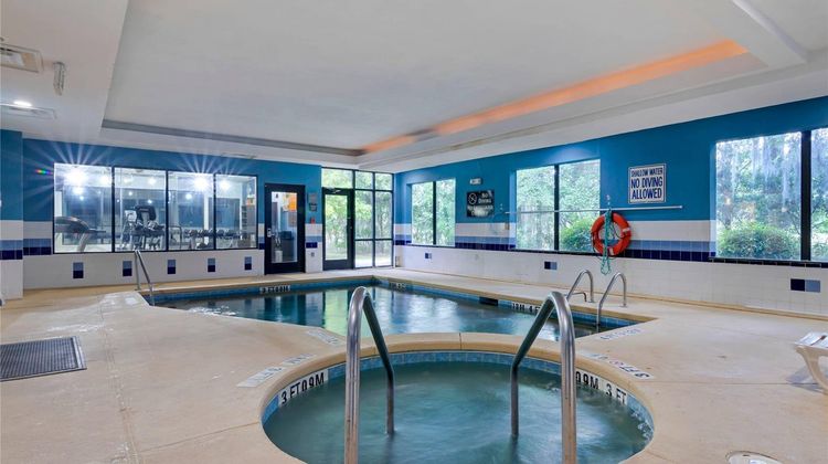 Comfort Suites Pool