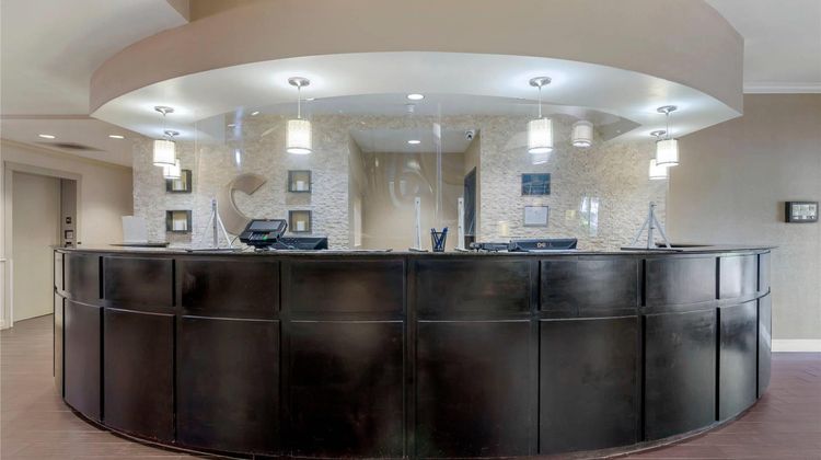Comfort Suites Lobby