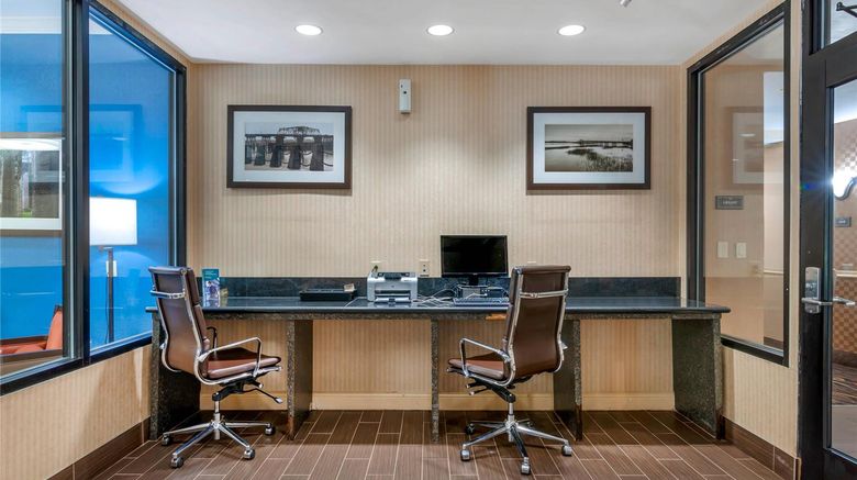 <b>Comfort Suites Other</b>. Images powered by <a href="https://iceportal.shijigroup.com/" title="IcePortal" target="_blank">IcePortal</a>.