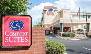 Comfort Suites