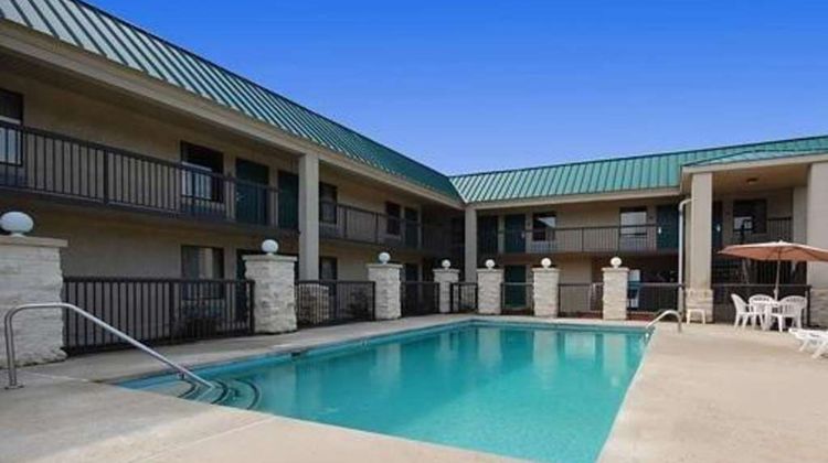 Quality Inn Aiken North Pool