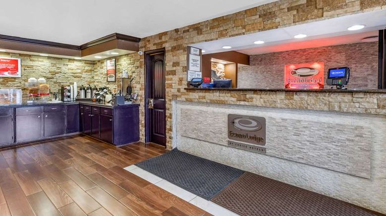 <b>Econo Lodge Lobby</b>. Images powered by <a href="https://iceportal.shijigroup.com/" title="IcePortal" target="_blank">IcePortal</a>.