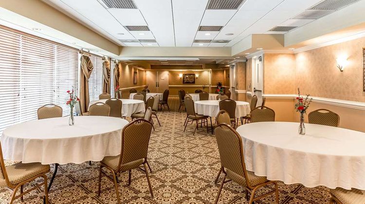Quality Inn and Suites Georgetown Meeting
