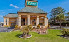 Quality Inn & Suites Civic Center