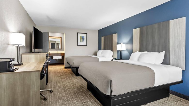 <b>Quality Inn & Suites Civic Center Room</b>. Images powered by <a href="https://iceportal.shijigroup.com/" title="IcePortal" target="_blank">IcePortal</a>.