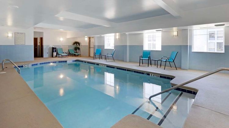 Comfort Inn and Suites Airport Pool