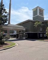 Comfort Inn and Suites Airport