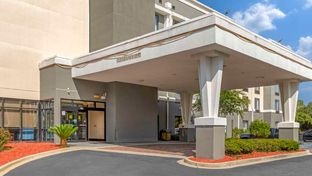Comfort Suites