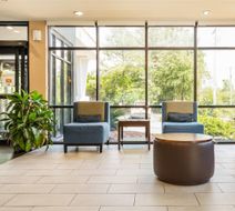 Comfort Suites Lobby