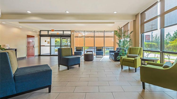 Comfort Suites Lobby
