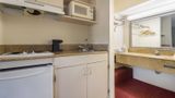 <b>Suburban Studios Room</b>. Images powered by <a href="https://iceportal.shijigroup.com/" title="IcePortal" target="_blank">IcePortal</a>.