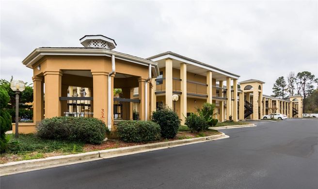 Suburban Studios Exterior