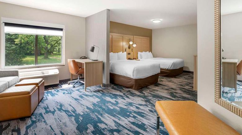 <b>Comfort Suites at WestGate Mall Room</b>. Images powered by <a href="https://iceportal.shijigroup.com/" title="IcePortal" target="_blank">IcePortal</a>.