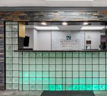 Quality Inn & Suites Ft Jackson Maingate Lobby