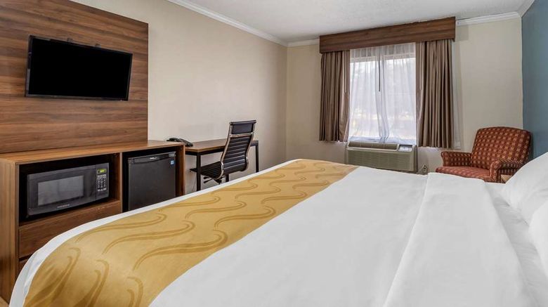 <b>Quality Inn & Suites Ft Jackson Maingate Room</b>. Images powered by <a href="https://iceportal.shijigroup.com/" title="IcePortal" target="_blank">IcePortal</a>.