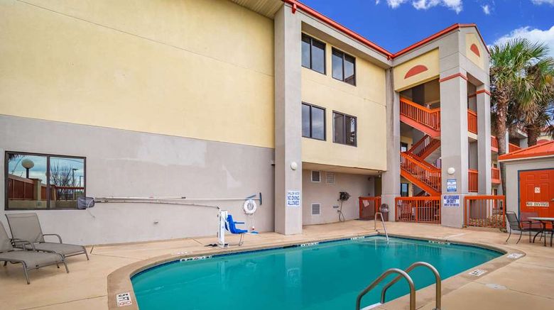 <b>Quality Inn & Suites Ft Jackson Maingate Pool</b>. Images powered by <a href="https://iceportal.shijigroup.com/" title="IcePortal" target="_blank">IcePortal</a>.