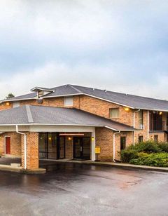 Econo Lodge Inn and Suites Lugoff