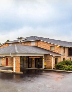 Econo Lodge Inn and Suites Lugoff