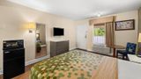 Econo Lodge Inn and Suites Lugoff Room