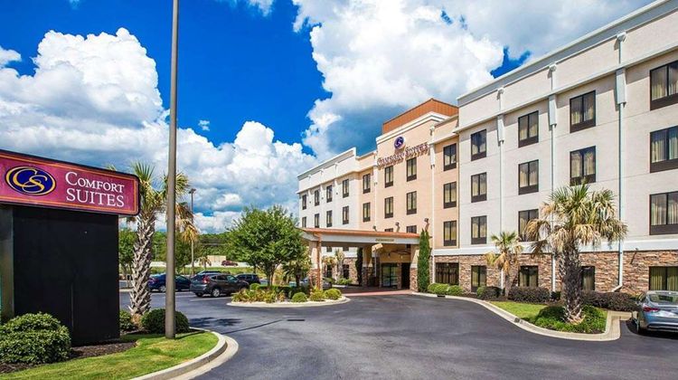 Comfort Suites Exterior