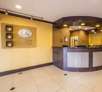 Comfort Suites Lobby