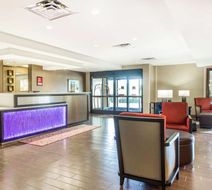 Comfort Suites Lobby