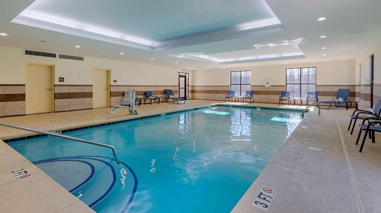 Comfort Suites Greenville South Pool
