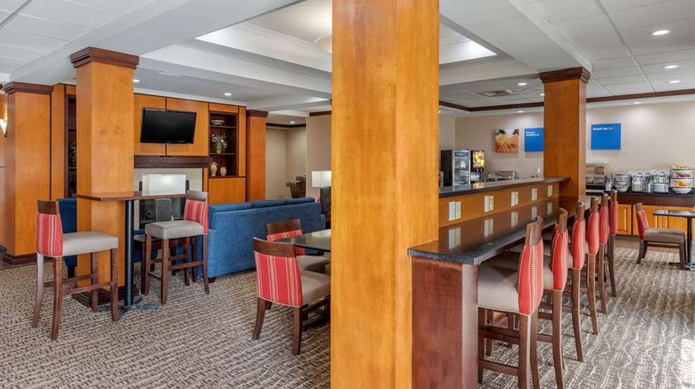 <b>Comfort Inn and Suites Camden Restaurant</b>. Images powered by <a href="https://iceportal.shijigroup.com/" title="IcePortal" target="_blank">IcePortal</a>.
